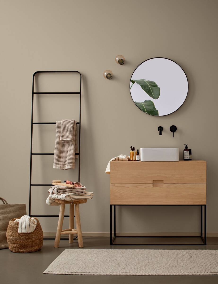 Alpina Pure Farben » Graubeige « 2,5 l, Wand- und Deckenfarbe