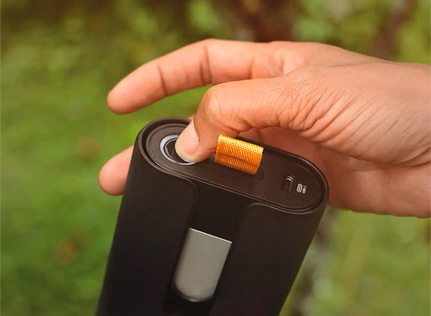 Fiskars Akku » 1082341 « 12 V, 4.0 Ah, Li-Ion, USB-C, ePruner