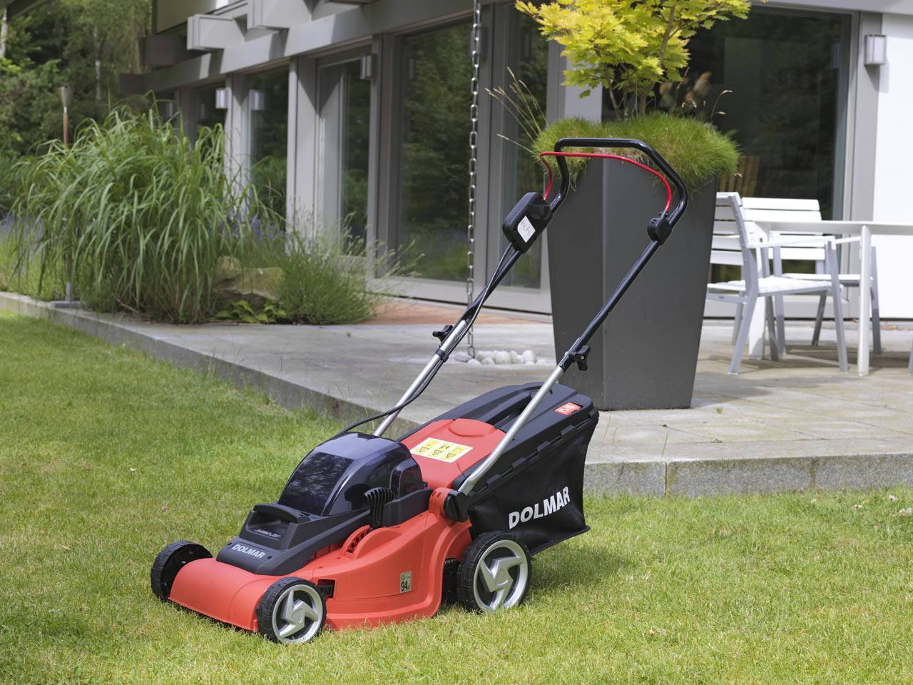 Dolmar AM3738XE3 Akku-Rasenmäher 2x 18V 3Ah + Doppelladegerät, Rasenmäher