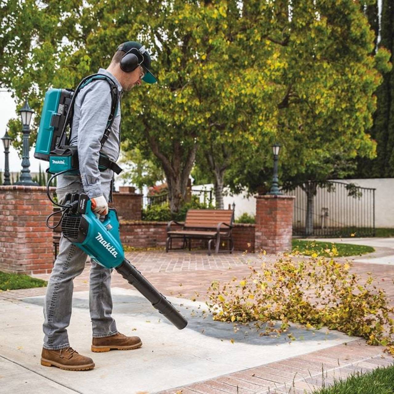 Makita Rückentragbare Akkubank » 191A59-5 « Sologerät, PDC01