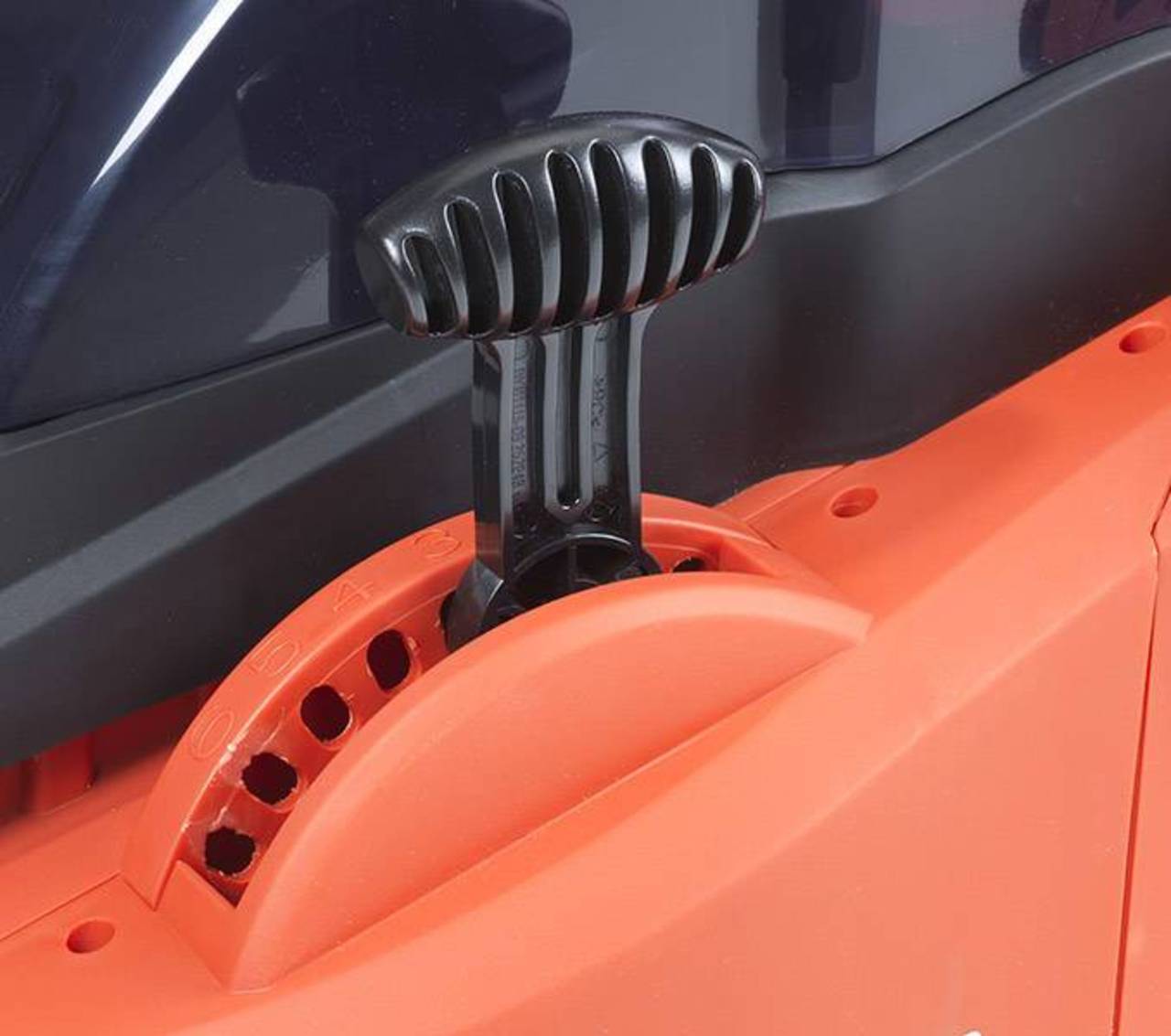 Dolmar AM3738XE3 Akku-Rasenmäher 2x 18V 3Ah + Doppelladegerät, Rasenmäher