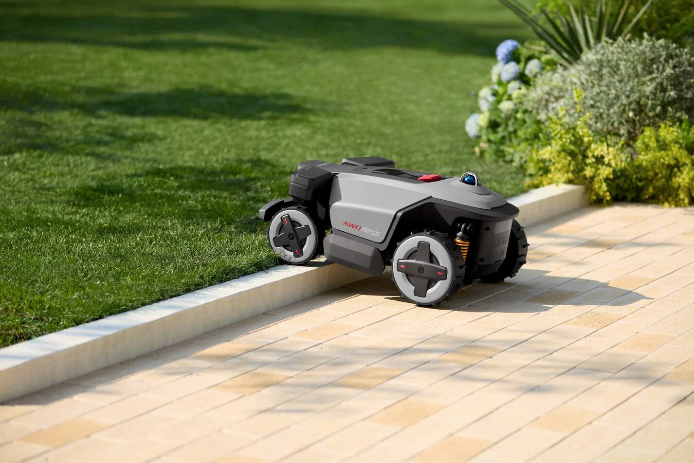 Roborock Mähroboter » RockMow Z120 « 3D-Lidar AWD, RTK, VSLAM-KI